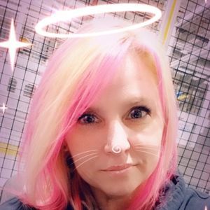 Meet your Posher, Renee